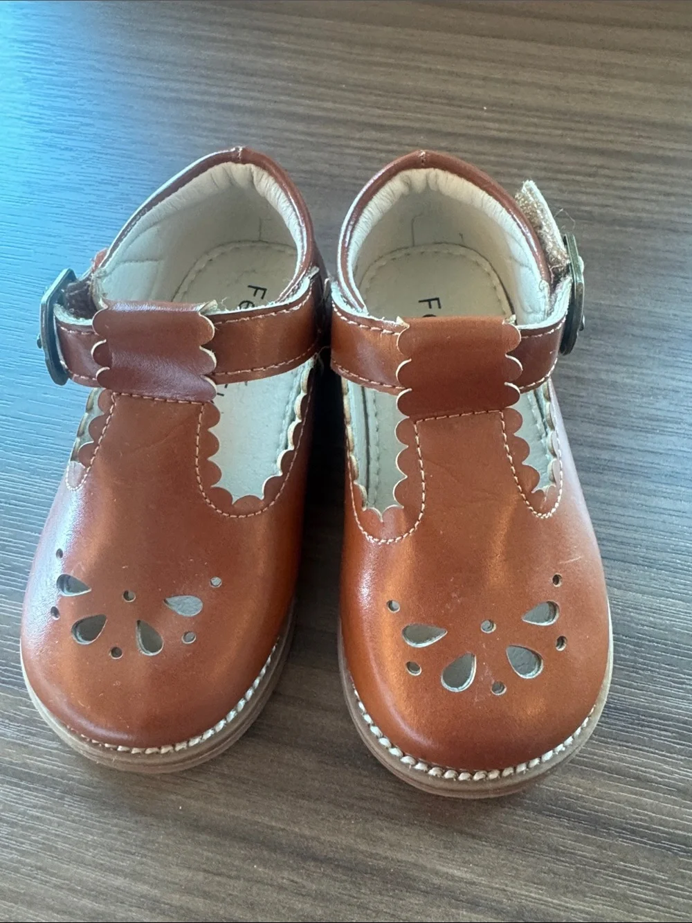 Girls' Tan Mary Jane Dress Shoes with Scalloped Strap